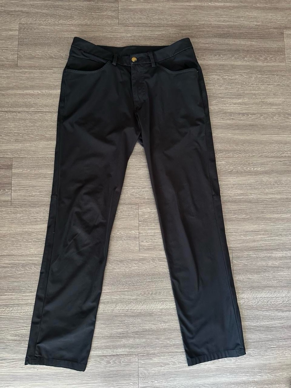 Lululemon Men's Black Tech Fabric Trousers / Golf Pants Size 32